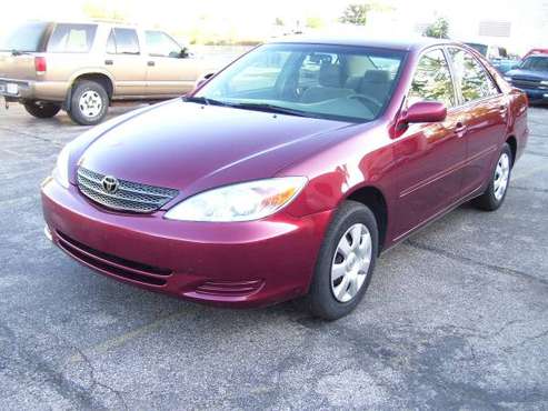 2004 TOYOTA CAMRY LE 4cyl-Auto GasSaver 1-owner SuperClean WinterReady for sale in Eastlake, OH