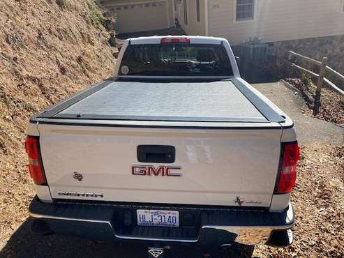 GMC Sierra 1500 SLE - cars & trucks - by owner - vehicle automotive... for sale in Maggie Valley, NC