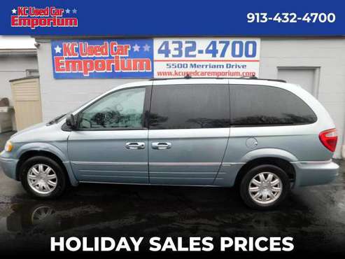 2005 Chrysler Town Country 4dr LWB Touring FWD -3 DAY SALE!!! - cars... for sale in Merriam, MO