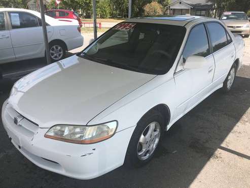 2000 HONDA ACCORD EX - cars & trucks - by owner - vehicle automotive... for sale in New Braunfels, TX