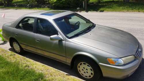 1998 Toyota Camry for sale in New London, CT