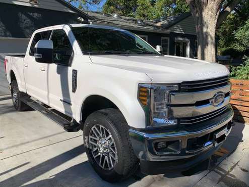 2018 Ford F350 Super Duty Crew Cab 4WD Lariat - - by for sale in Chico, CA
