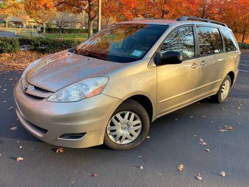 2006 Toyota Sienna LE - cars & trucks - by dealer - vehicle... for sale in Raleigh, NC