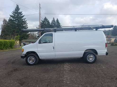 1998 ford E250 cargo Van for sale in Happy valley, OR