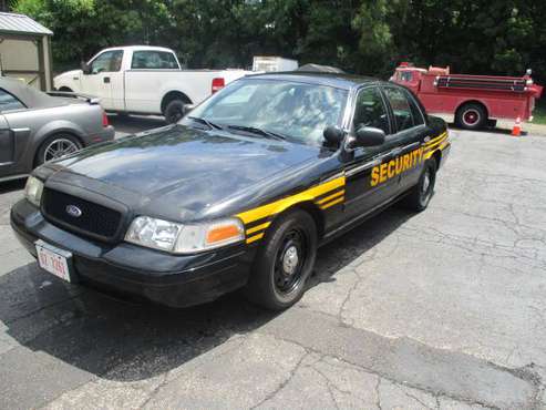 2010 FORD CROWN VIC SECURITY CAR - cars & trucks - by dealer -... for sale in Middletown, OH