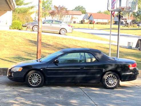 2005 Chrysler Sebring Convertible for sale in Hamilton, OH