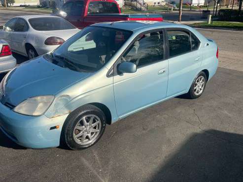 2001 Toyota Prius 40 Mpg - - by dealer - vehicle for sale in Oregon, WI