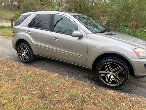2006 Mercedes ml350 - cars & trucks - by owner - vehicle automotive... for sale in Chicago, IL