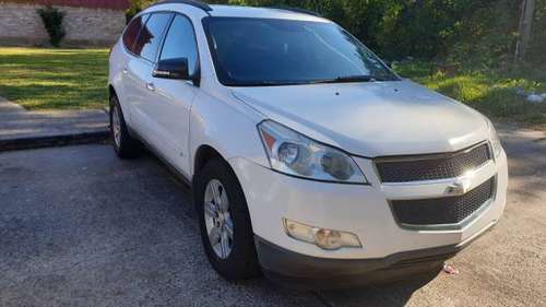 2010 Chevy Traverse Good condition for sale in Groves, TX