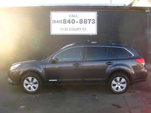 2012 Subaru Outback 2 5i Premium Wagon (Hard to find manual 6 for sale in Medford, OR