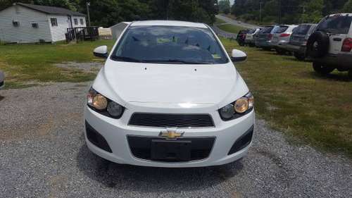 2014 CHEVROLET SONIC LS AUTO 5-DOOR*CLEAN TITLE*CLEAN CARFAX*ONE OWNER for sale in 6773 WEST LYNCHBURG SALEM TPKE THAXTON V, VA