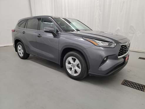 2020 Toyota Highlander LE AWD for sale in Hopkins, MN