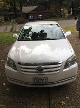 2007 Toyota Avalon XL Sedan Pearl White 4 Door for sale in Vancouver, OR