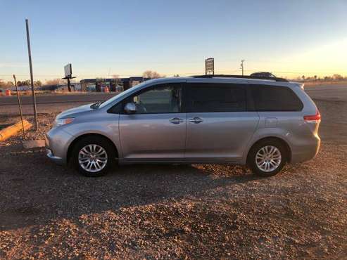 2014 Toyota SIENNA XLE 40k miles for sale in Alamogordo, NM