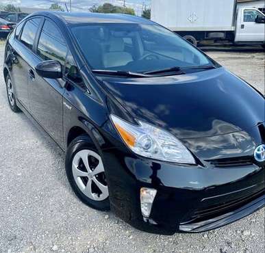 2012 Toyota Prius III - - by dealer - vehicle for sale in Lavergne, TN