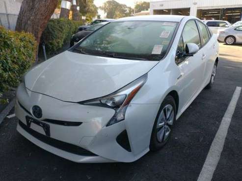 2017 Toyota Prius Two hatchback White - cars & trucks - by dealer -... for sale in Palo Alto, CA