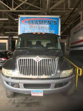 24 BOX TRUCK FOR SALE 2012 for sale in Long Island City, NY