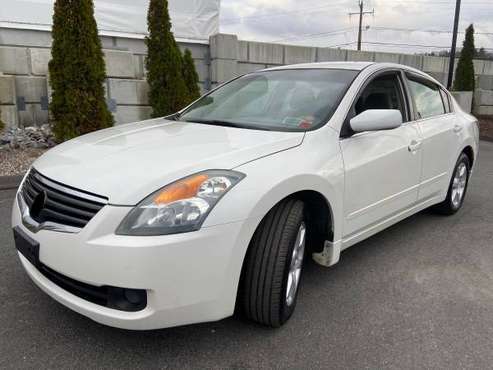 2009 Nissan Altima - cars & trucks - by owner - vehicle automotive... for sale in Waterbury, CT