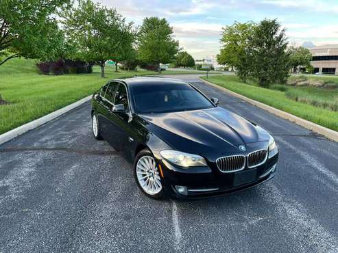2011 BMW 5 SERIES 535XI TWIN TURBO 2 OWNERS - - by for sale in St.louis, MO