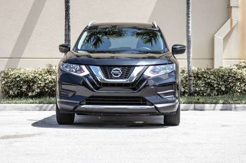 2018 NISSAN ROGUE SV LOW MILES SUPER CLEAN, WONT LAST!!! for sale in Miami, FL