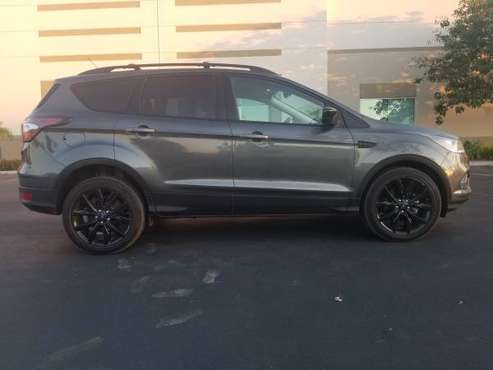 Ford escape 2017 for sale in San Diego, CA