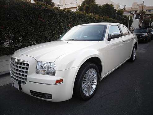 2010 Chrysler 300 Touring (99K/Clean Title) (Avalon GS350 Mazima MKZ) for sale in Los Angeles, CA