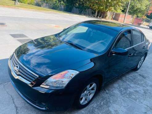 2008 NISSAN ALTIMA 2 5s with a leather interior 3800 - cars & for sale in Decatur, GA
