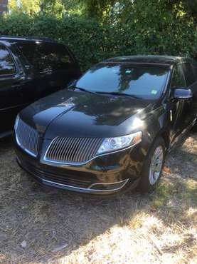 Needs work 2014 Lincoln MKT for sale in Rockville, District Of Columbia