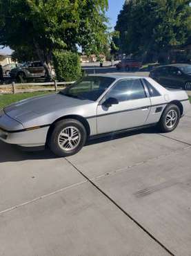 Classy 1987 Pontiac Fiero for sale in Paso robles , CA