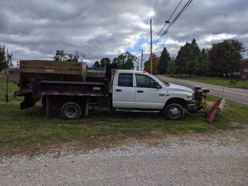 2009 Dodge 3500 dump truck 4x4, snow plow, SALT SPREADER NOT INCLUDED for sale in Alliance, OH