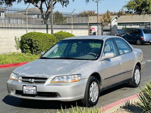 CLEAN TITLE honda accord low miles 122k mile need pint 3MONTH for sale in Sacramento , CA