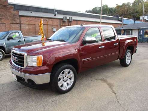 2008 GMC Sierra 1500 Crew Cab SLT (4WD) Low Miles! for sale in Dubuque, IA