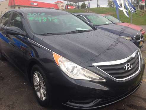 2012 hyundai sonata - cars & trucks - by owner - vehicle automotive... for sale in Harrodsburg, KY
