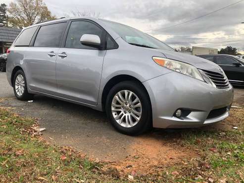 2012 Toyota Sienna XLE third row For Sale Runs Drives Very Well Call... for sale in Charlotte, NC