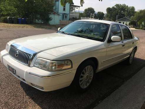 CLEAN GRAND MARQUIS 2008 LOW MILES!!! - cars & trucks - by dealer -... for sale in Prescott, AZ