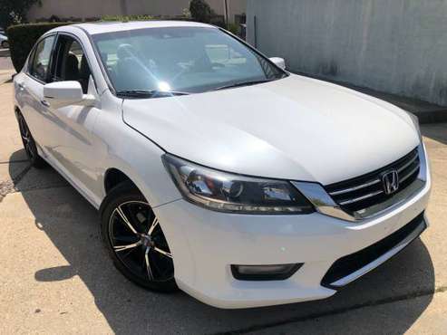 2015 Honda Accord Exl v6 wht/tan Clean title Paid off for sale in Baldwin, NY