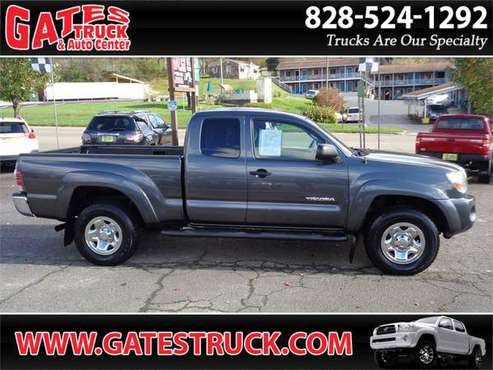 2011 Toyota Tacoma Access Cab 4WD SR5 *Gray* - cars & trucks - by... for sale in Franklin, NC