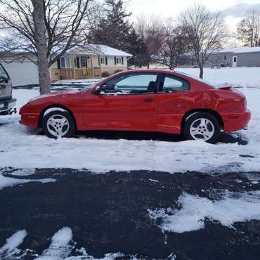 2005 Pontiac Sunfire Coupe for sale in Tomah, WI