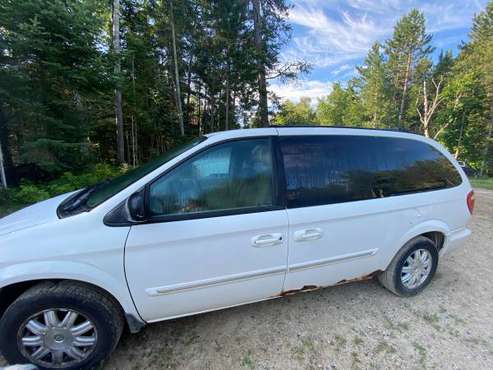2006 Chrysler Town Country Touring - cars & trucks - by owner -... for sale in Bemidji, MN