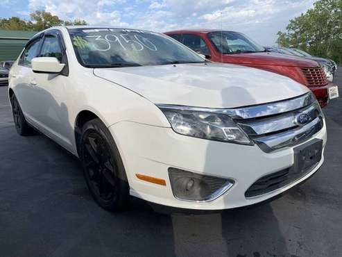 2010 Ford Fusion Runs strong! - - by dealer - vehicle for sale in Riverside, MO