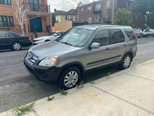 2006 Honda CRV - cars & trucks - by owner - vehicle automotive sale for sale in Flushing, NY