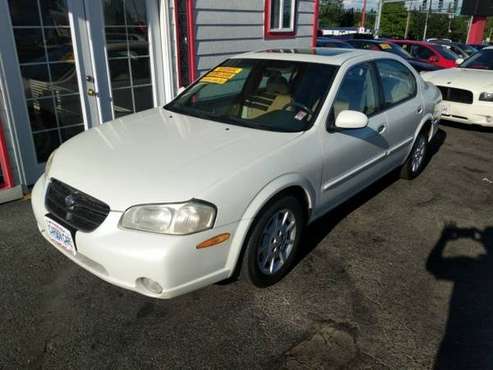 2000 Nissan Maxima FREE WARRANTY included on this vehicle!! for sale in Lynnwood, WA