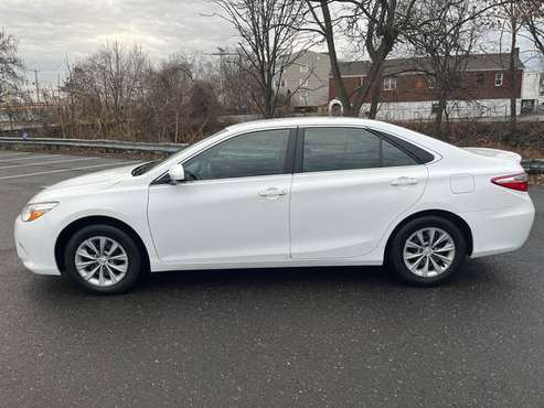 2016 TOYOTA CAMRY SE (1 OWNER-special edition) - - by for sale in Shelton, CT