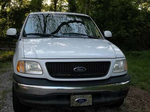 02 Ford F150 XLT Pickup for sale in Athens, GA