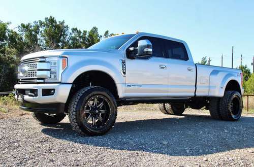 2017 FORD F350 PLATINUM*BDS LIFT*FOX SHOCKS*MASSAGE SEATS*SUN ROOF!!!! for sale in Liberty Hill, TN