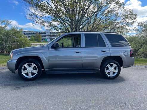 2008 Chevy Trailblazer Lt Loaded! - - by dealer for sale in Northborough, MA