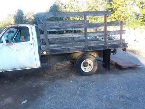 1979 chevy ton dully / with lift gate for sale in Knoxville, TN