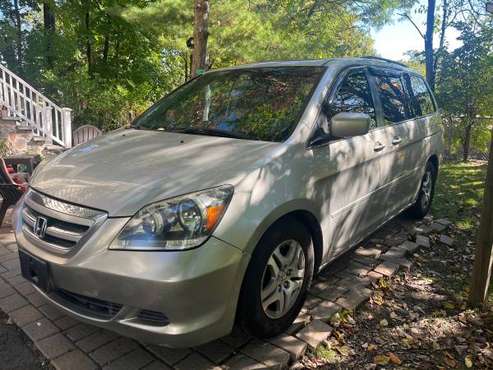 2007 Honda Odyssey Ex-L, 3rd row seating, fully loaded - cars & for sale in Englewood, NJ