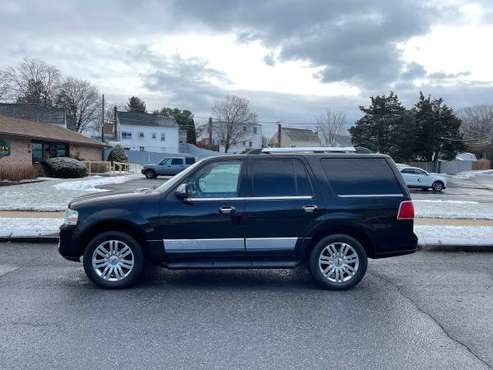 2008 Lincoln Navigator 3rd row for sale in reading, PA