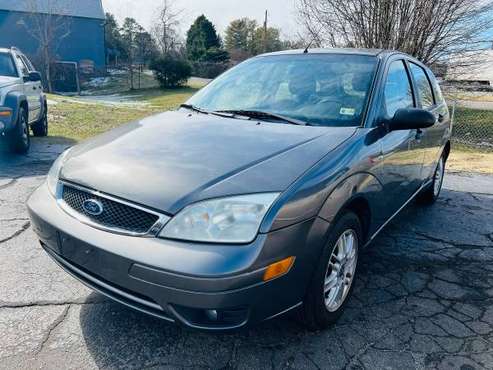 2006 FORD FOCUS ZX5 - ASKING 1400 DOWN AND 80/WEEK! - cars & for sale in Winston Salem, NC